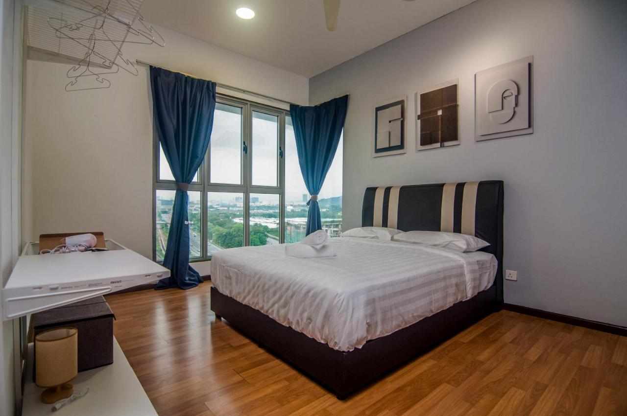 Flora One South By Idealhub Apartment